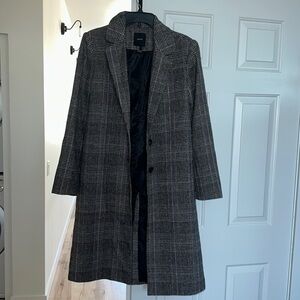 Woman’s coat plaid